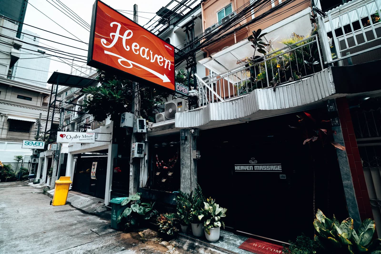 Heaven Massage storefront